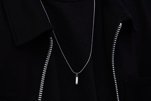 Men's Necklace: The Perfect Gift - Velvilo