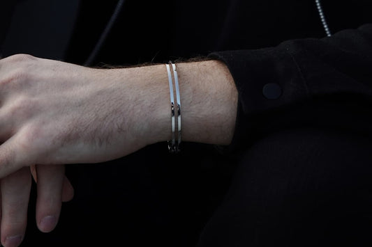 Why men's bracelets are a perfect gift - Velvilo