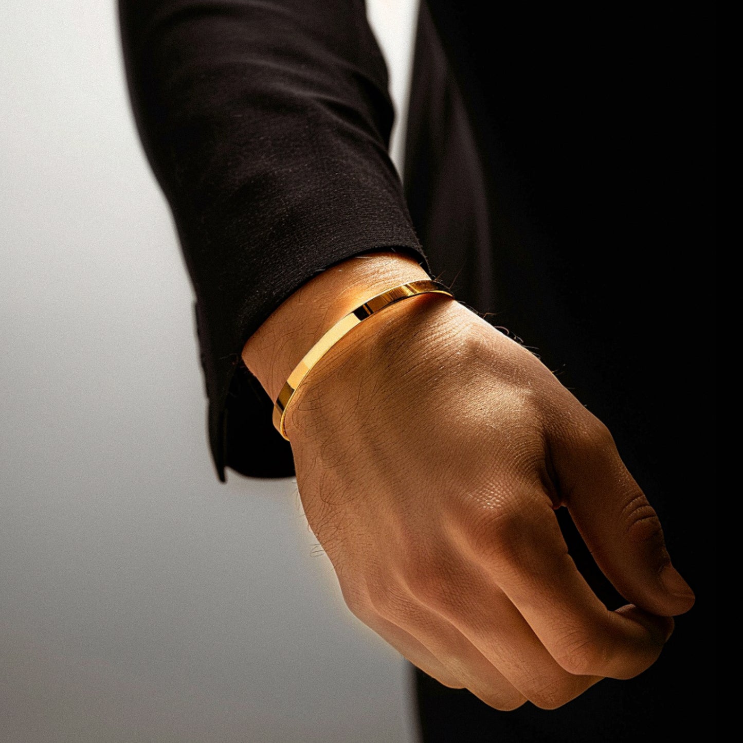 Minimalistic Bracelet Gold